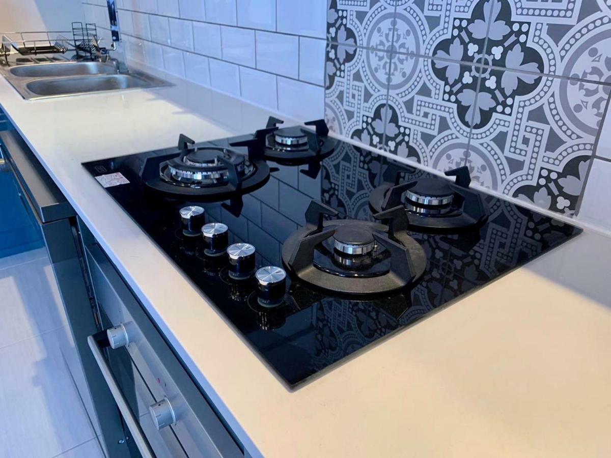 Oyster Lagoon Villa - Luxurious 2 Bed Apartment In קניסנה מראה חיצוני תמונה