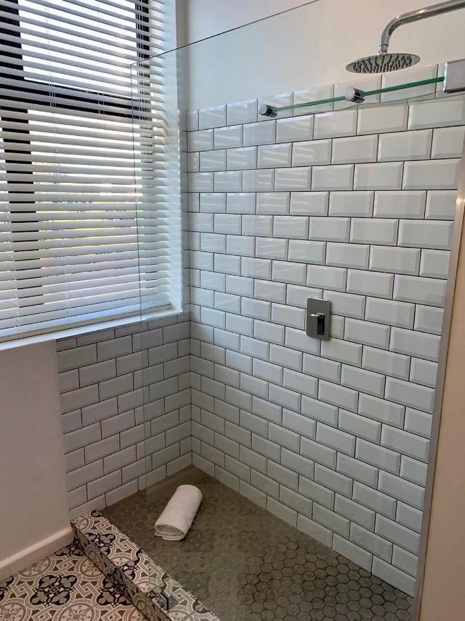 Oyster Lagoon Villa - Luxurious 2 Bed Apartment In קניסנה מראה חיצוני תמונה