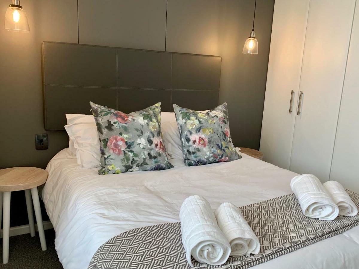 Oyster Lagoon Villa - Luxurious 2 Bed Apartment In קניסנה מראה חיצוני תמונה